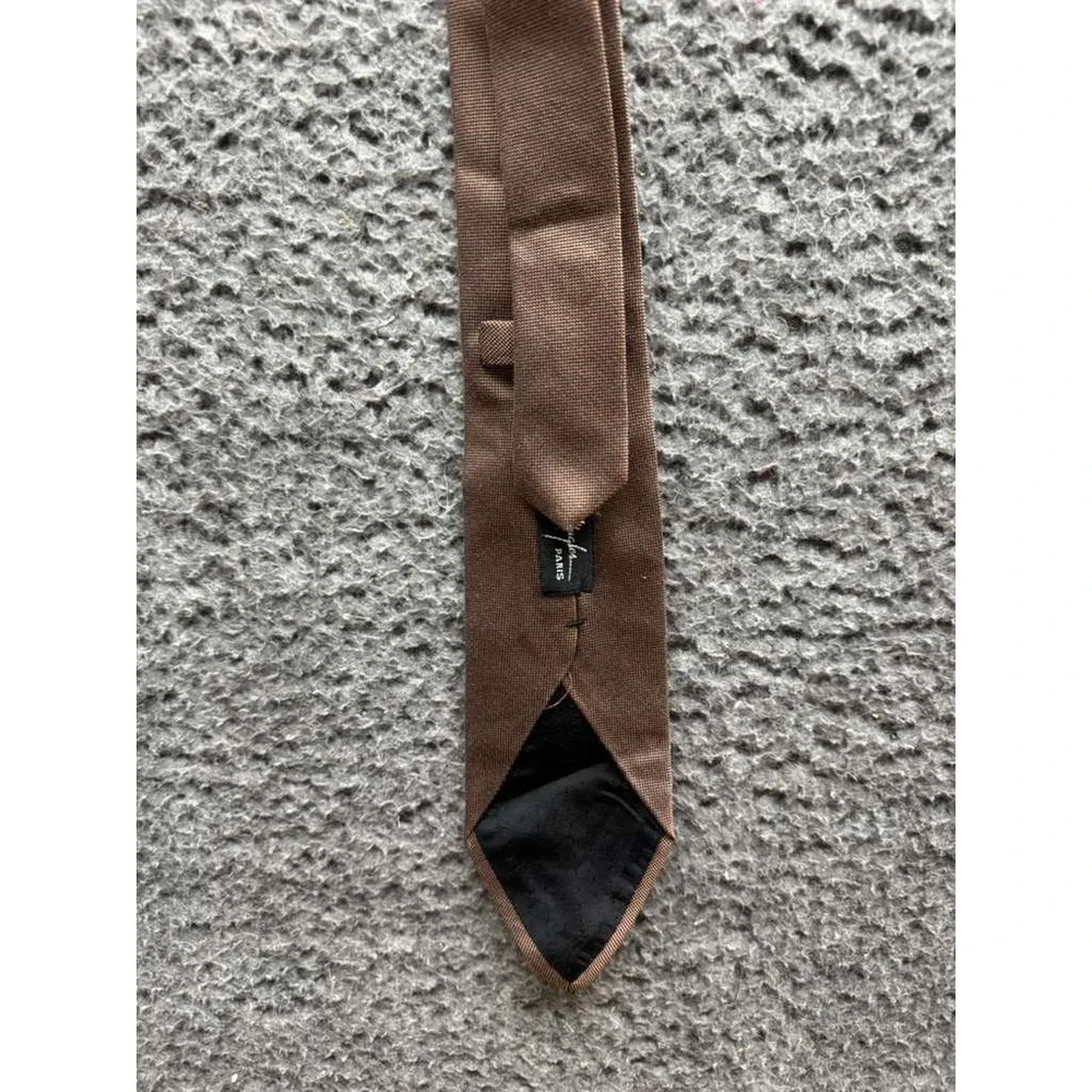 Thierry Mugler Paris Mens 100% Silk Designer Adjustable Neck‎ Tie Brown 55.5